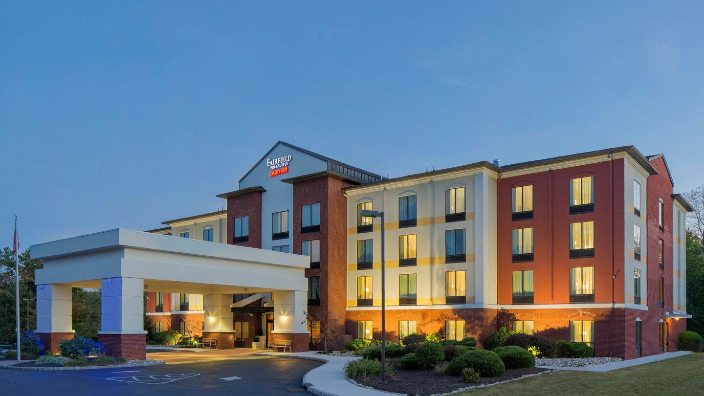 Fairfield Inn & Suites By Marriott Bridgewater Branchburg/Somerville Exterior photo